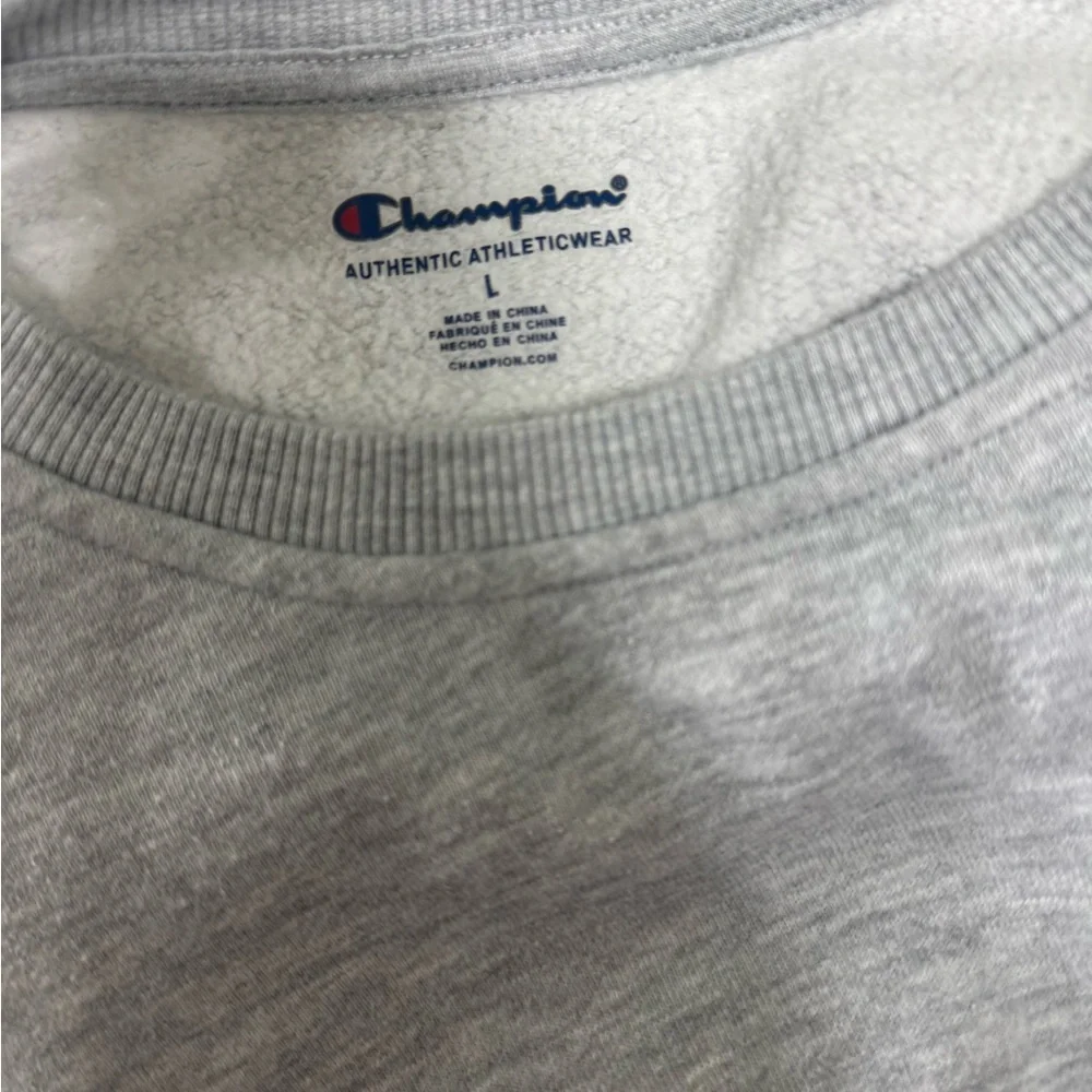 Champion Gray Crewneck Sweater Soft Knit Classic